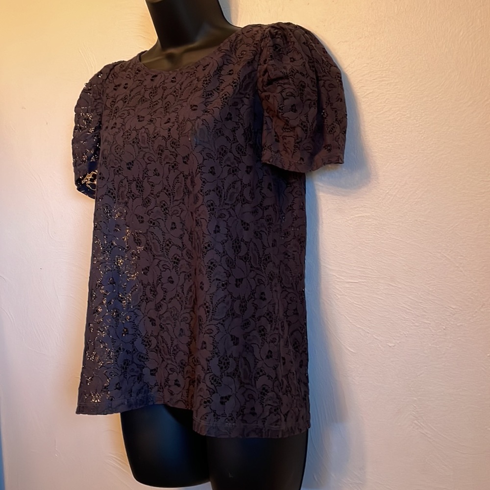 Lace top - Picture 2 of 6
